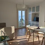 Breathtaking View In The Heart Of Apartament